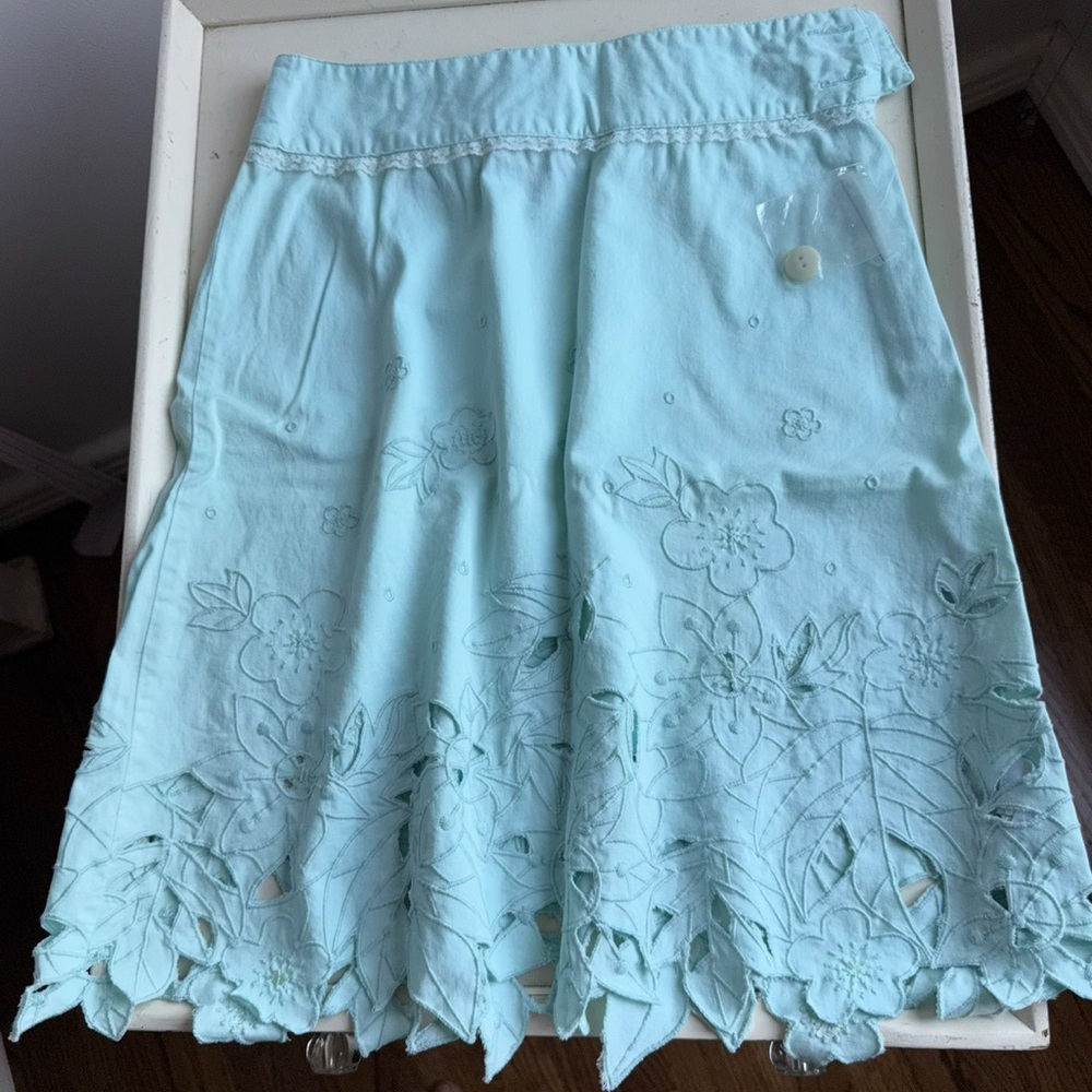 Floral Embroidered Mint Skirt - Brand New